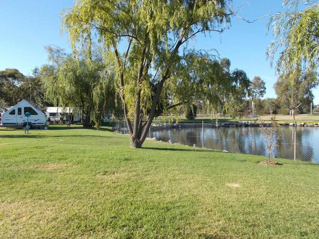 Junee Tourist Park Exterior photo